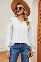 Eyelet V-neck Flounce Sleeve T-shirt (5)