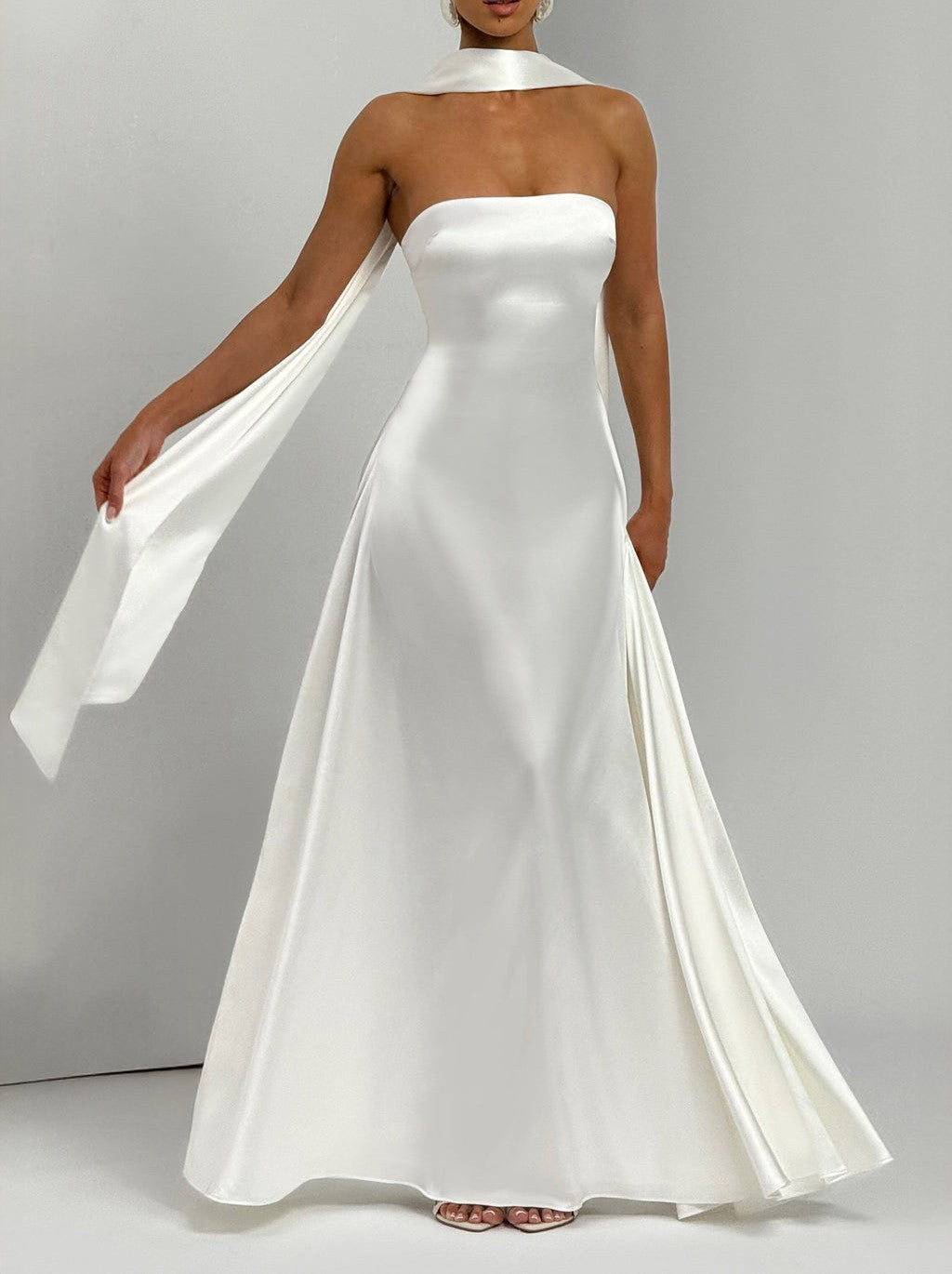 Morven Maxi Dress photo 9