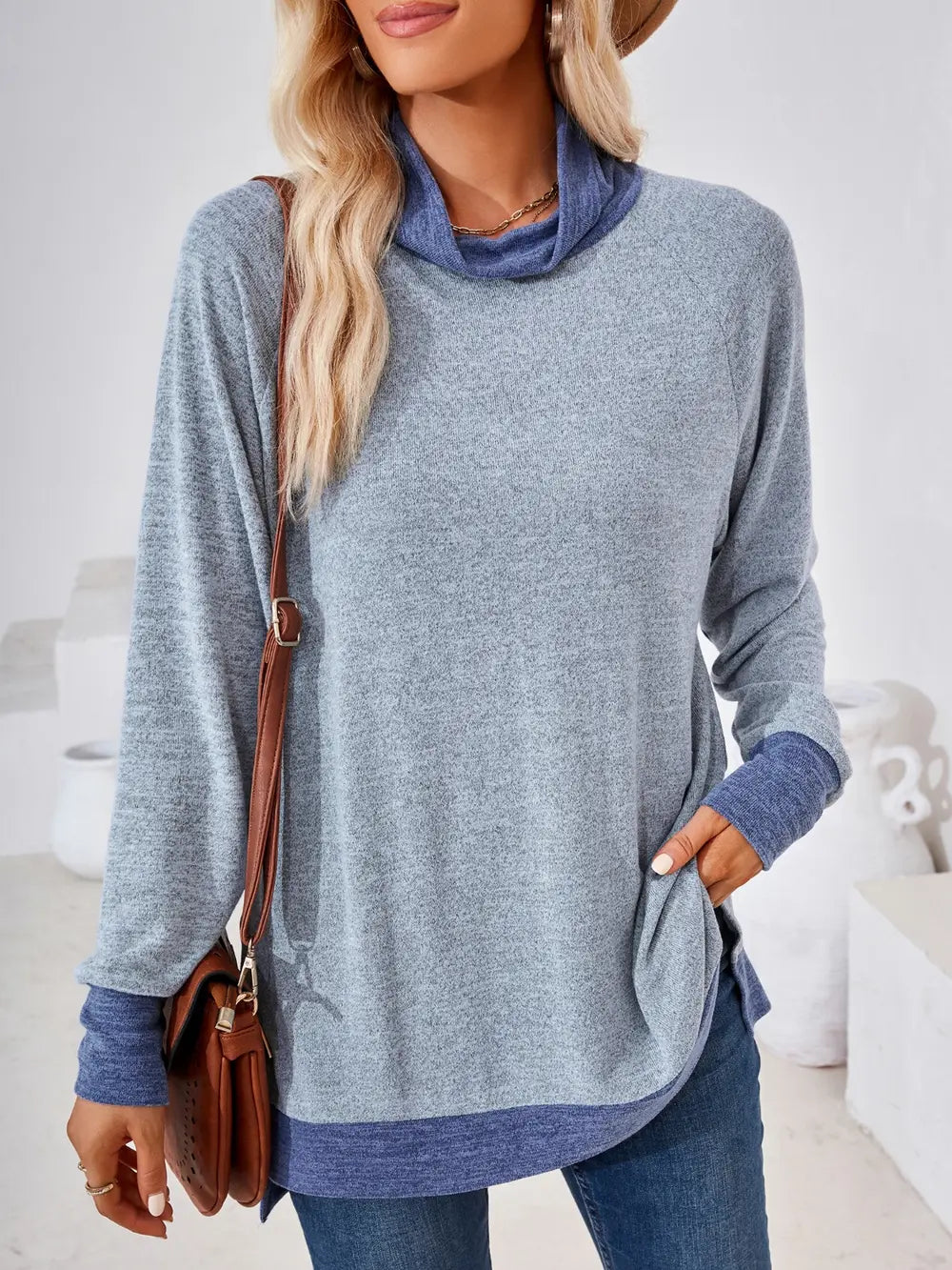 Contrast Mock Neck Long Sleeve T-shirt (27)