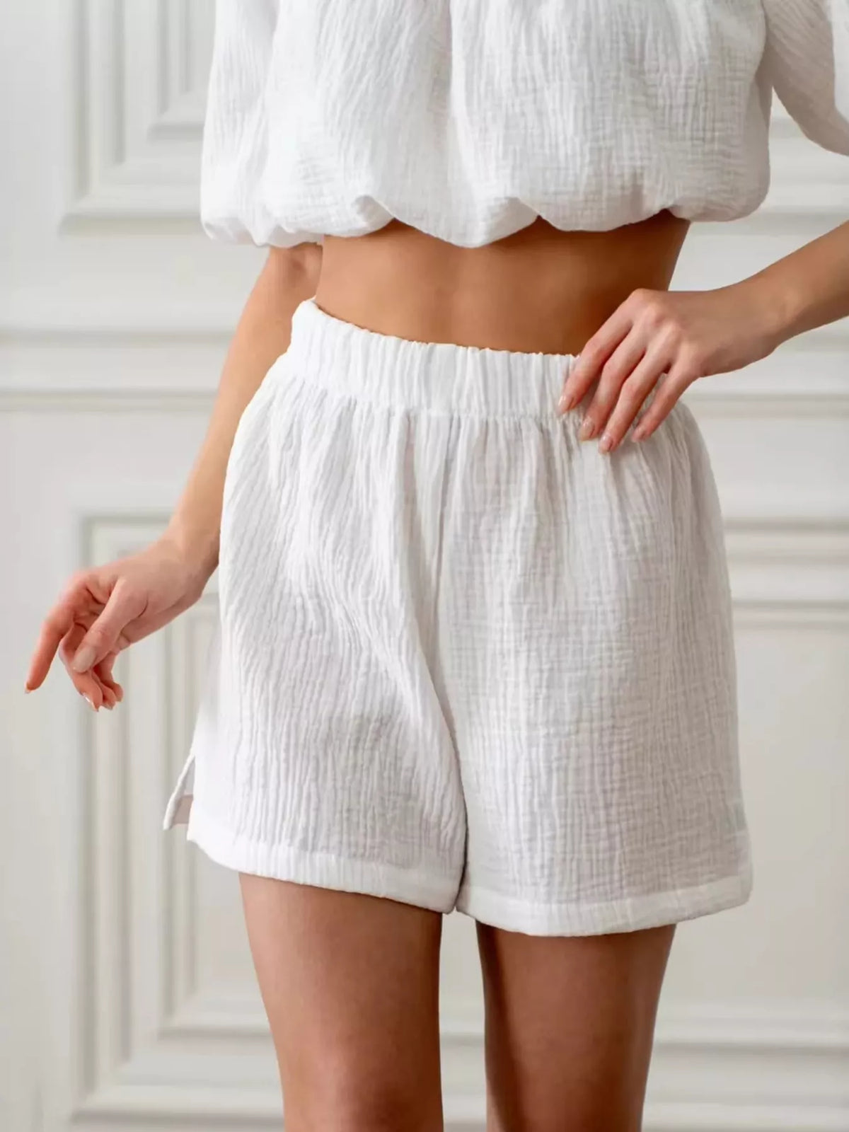 Off-shoulder Cropped Top Shorts Set (7)