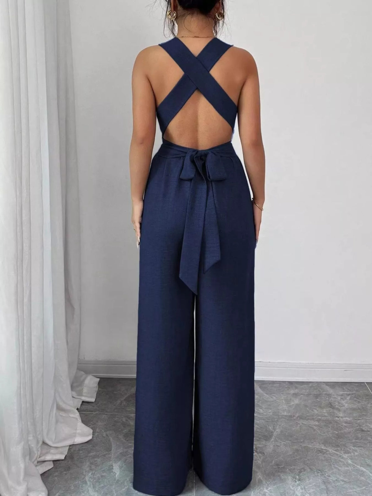 Sleeveless V-neck Wide-leg Jumpsuit O-ring Detail (5)
