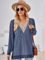 Crochet Contrast V-neck Long Sleeve Slit T-shirt (3)