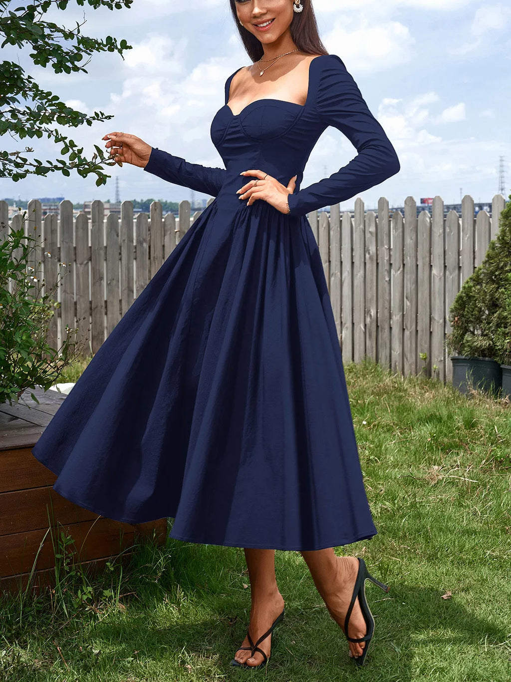 Sweetheart Neckline Long Sleeve A-line Midi Dress (16)
