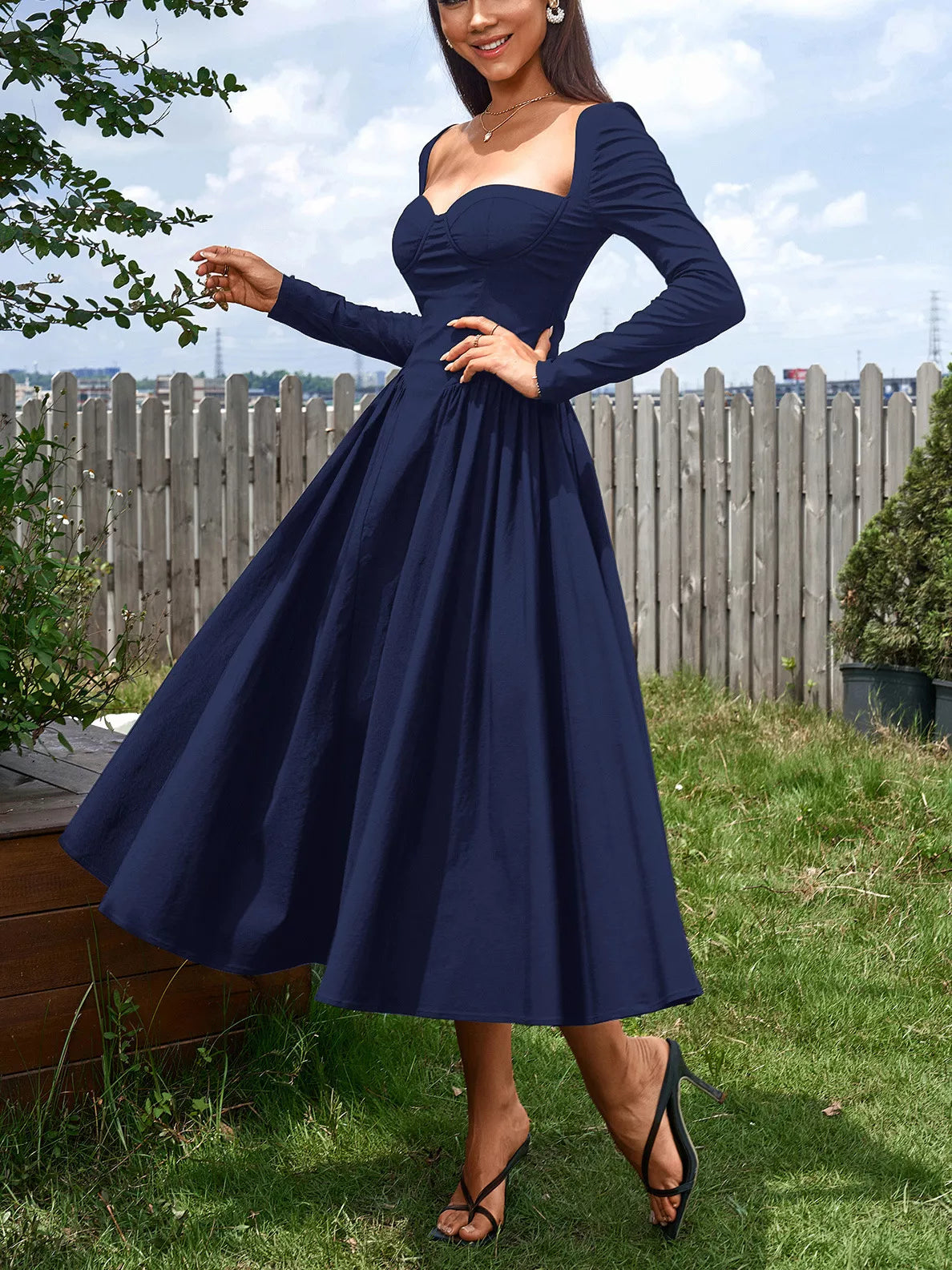 Sweetheart Neckline Long Sleeve A-line Midi Dress (16)