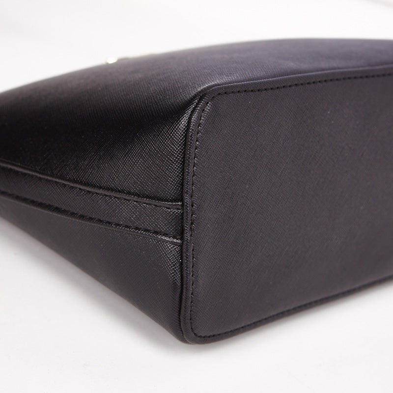 Shoulder Cross Mini Bag photo 3