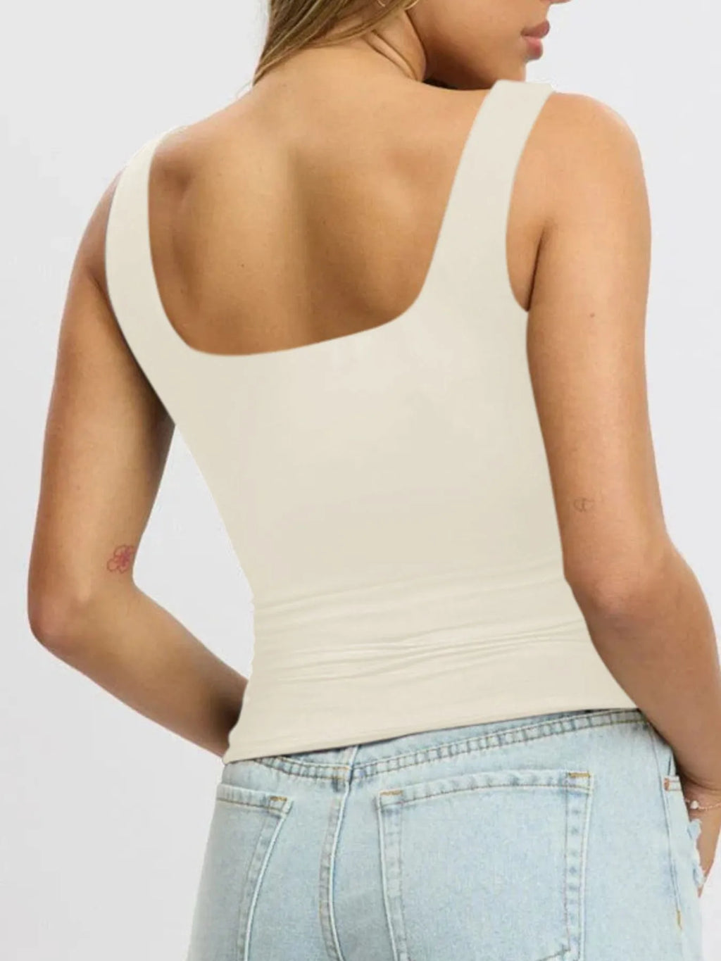Square Neck Wide Strap Tank (7)