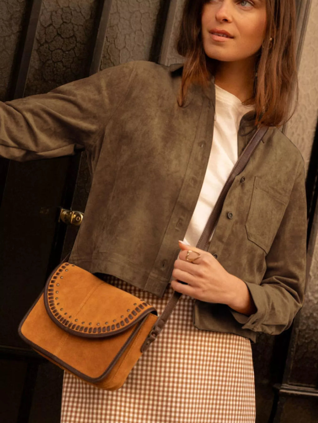 Cropped Faux Suede Button-down Jacket (8)