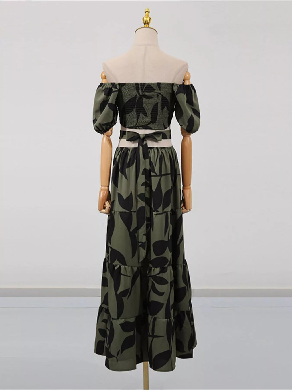 Off-shoulder Cutout Leaf Print Maxi Dress (6)