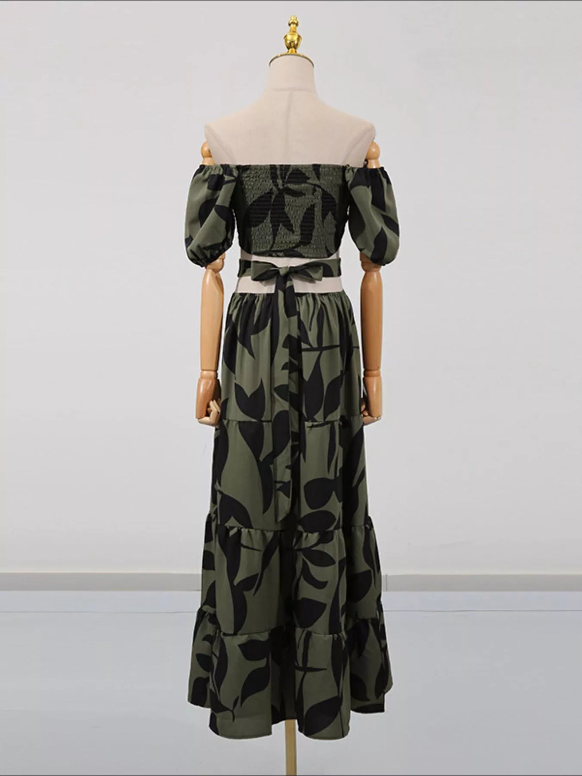 Off-shoulder Cutout Leaf Print Maxi Dress (6)
