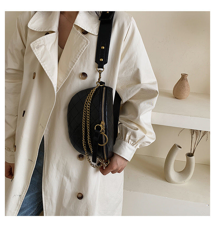 Chain Saddle Bag photo 2