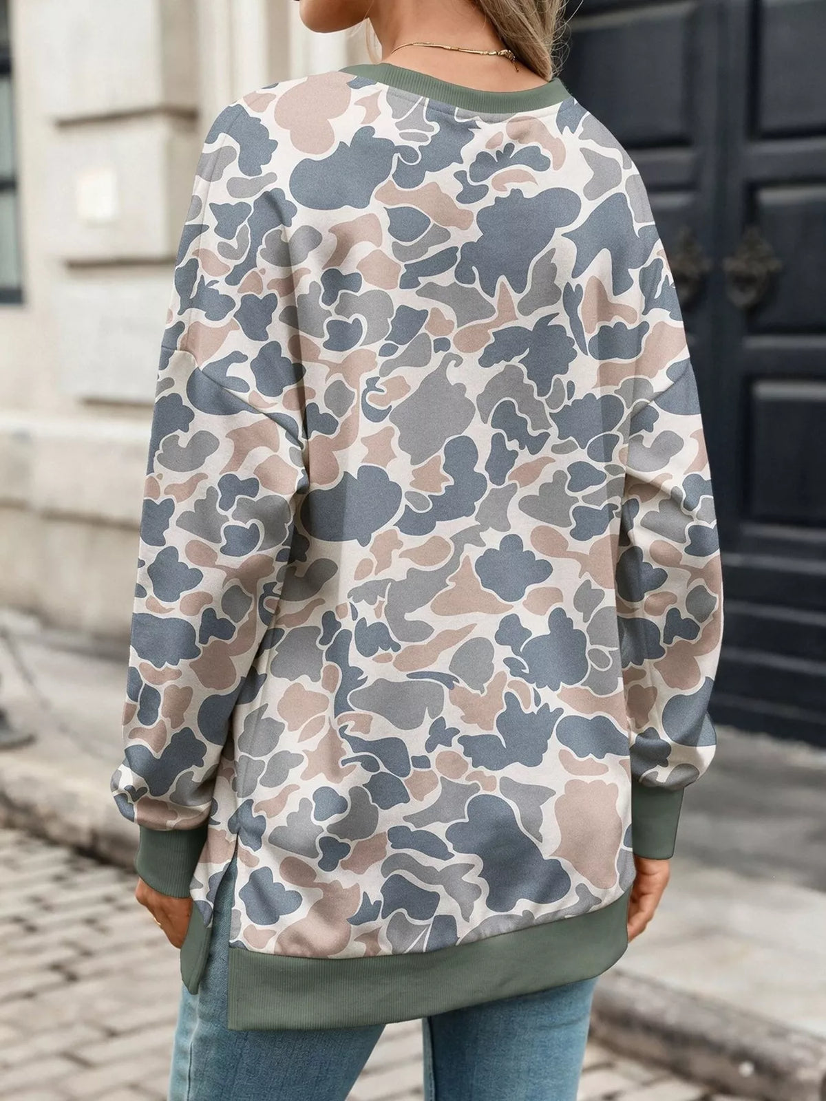 Camouflage Print Crewneck Sweatshirt (24)
