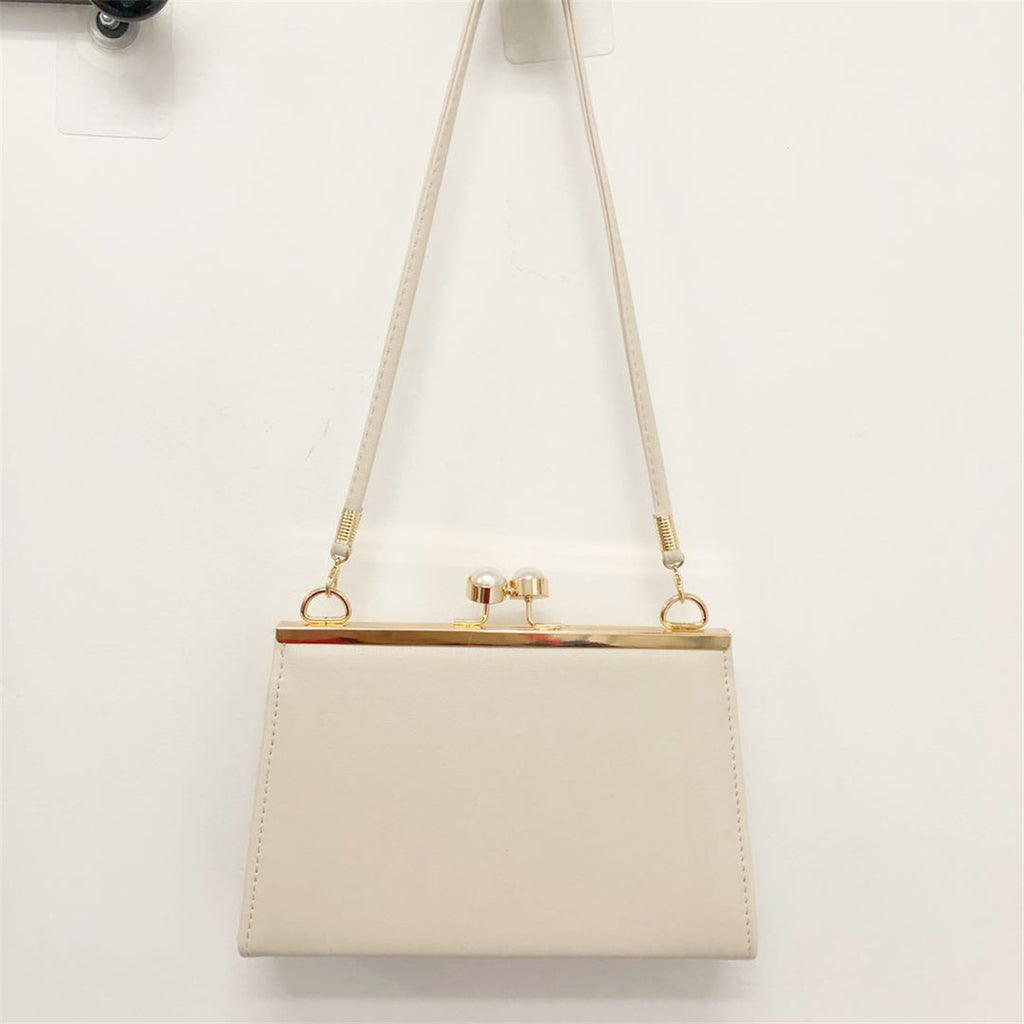 Leather Simple One Shoulder Diagonal Cross Hand variant CJNS135913001AZ