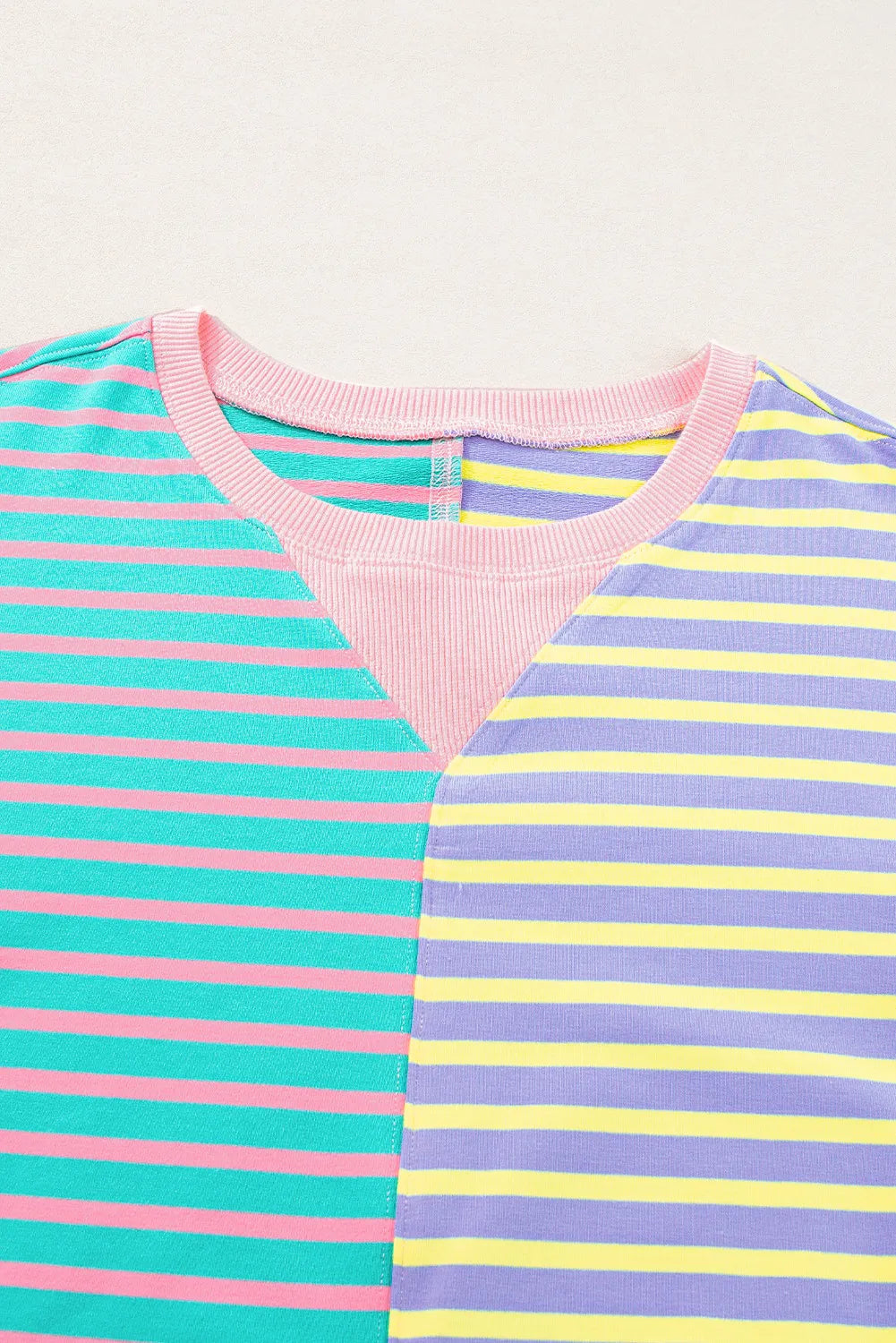 Contrast Stripes Round Neck Long Sleeve Sweatshirt (8)