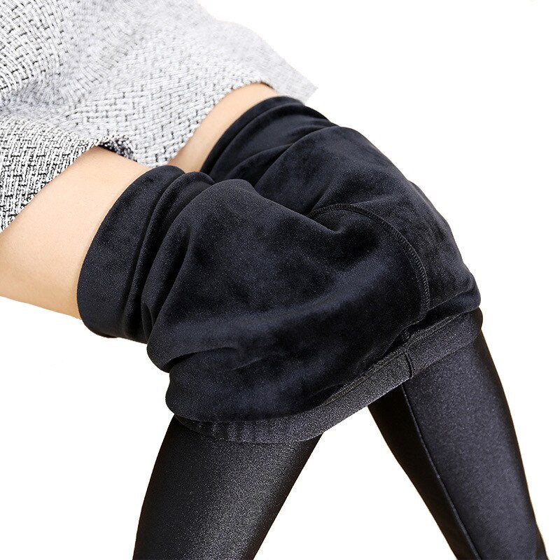 Summer Low Slim Pants photo 1