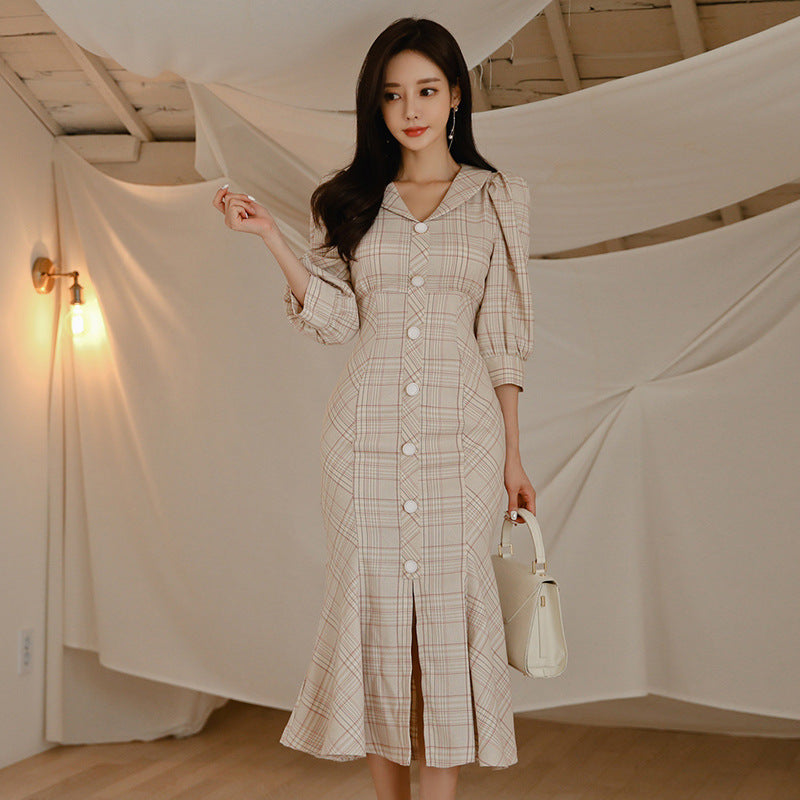 V-neck Ruffle Dress photo 2