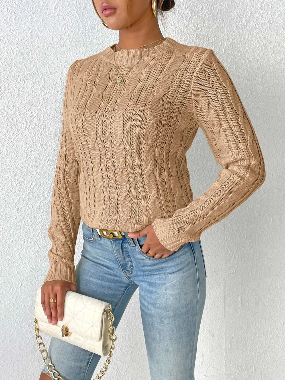 Cable-knit Round Neck Sweater (12)