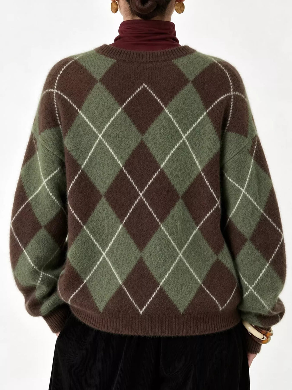 Argyle Pattern Fuzzy Knit Sweater (24)