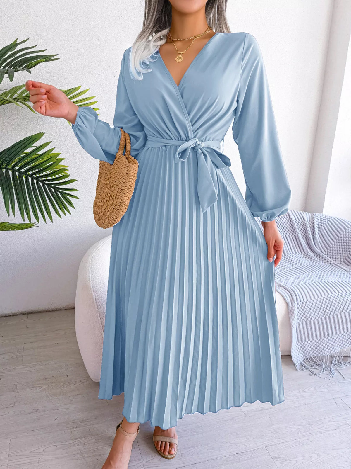 Elegant Pleated Front Tie Long Sleeve Dress (3)