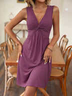 Twisted Front V-neck Sleeveless Dress (3)