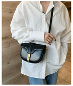 Retro Shoulder Bag photo 19