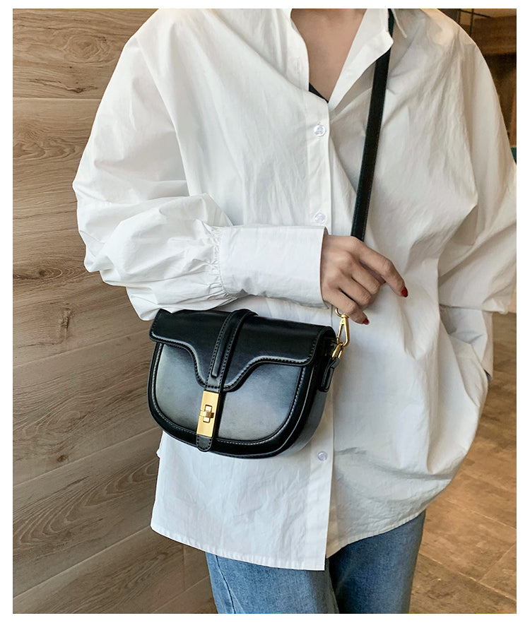 Retro Shoulder Bag photo 19