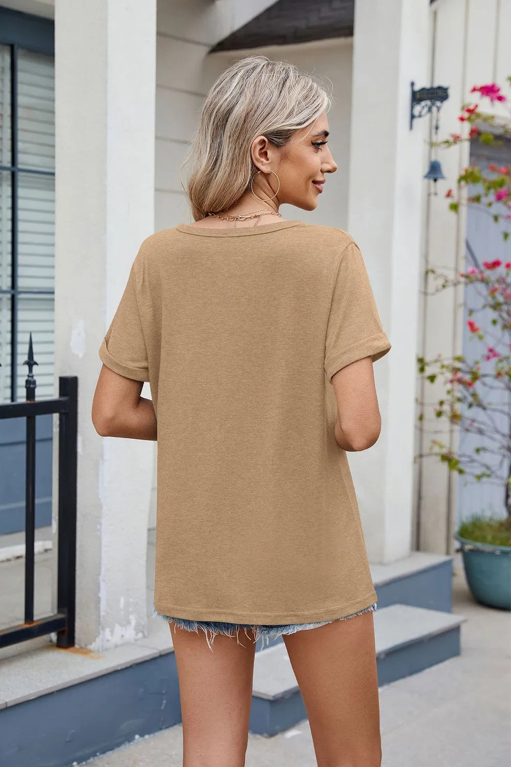 Notched Short Sleeve T-shirt (25)