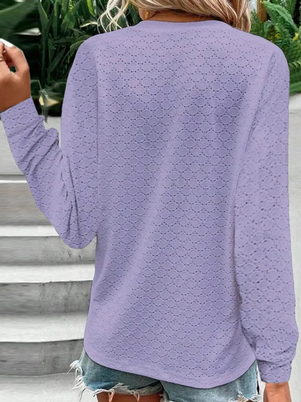 Eyelet Notched Long Sleeve T-shirt (8)