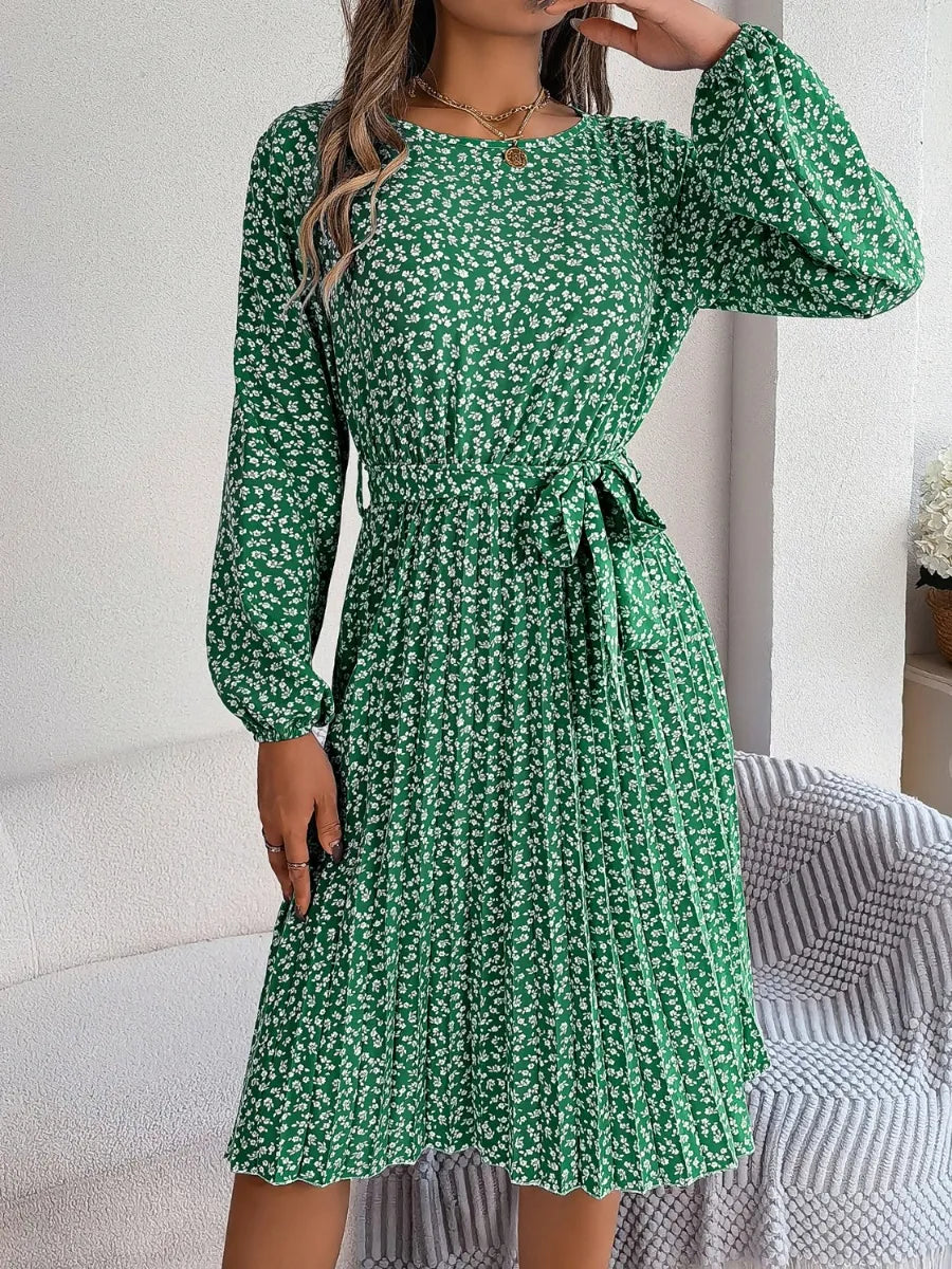 Ditsy Floral Tie Waist Pleated Dress (24)