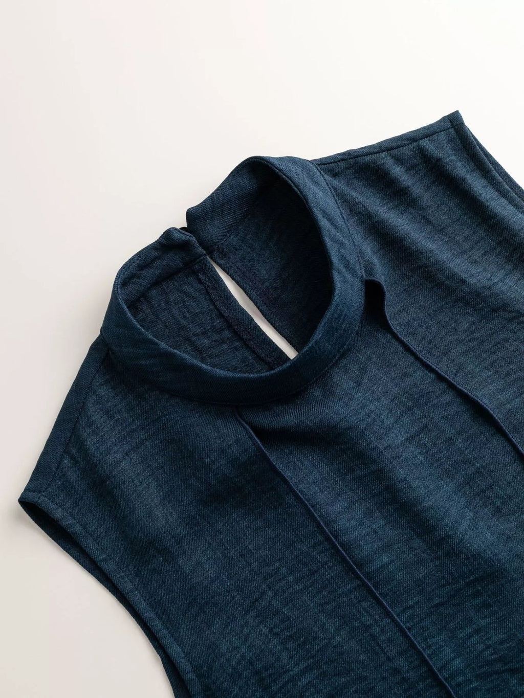 Mock Neck Sleeveless Top (9)