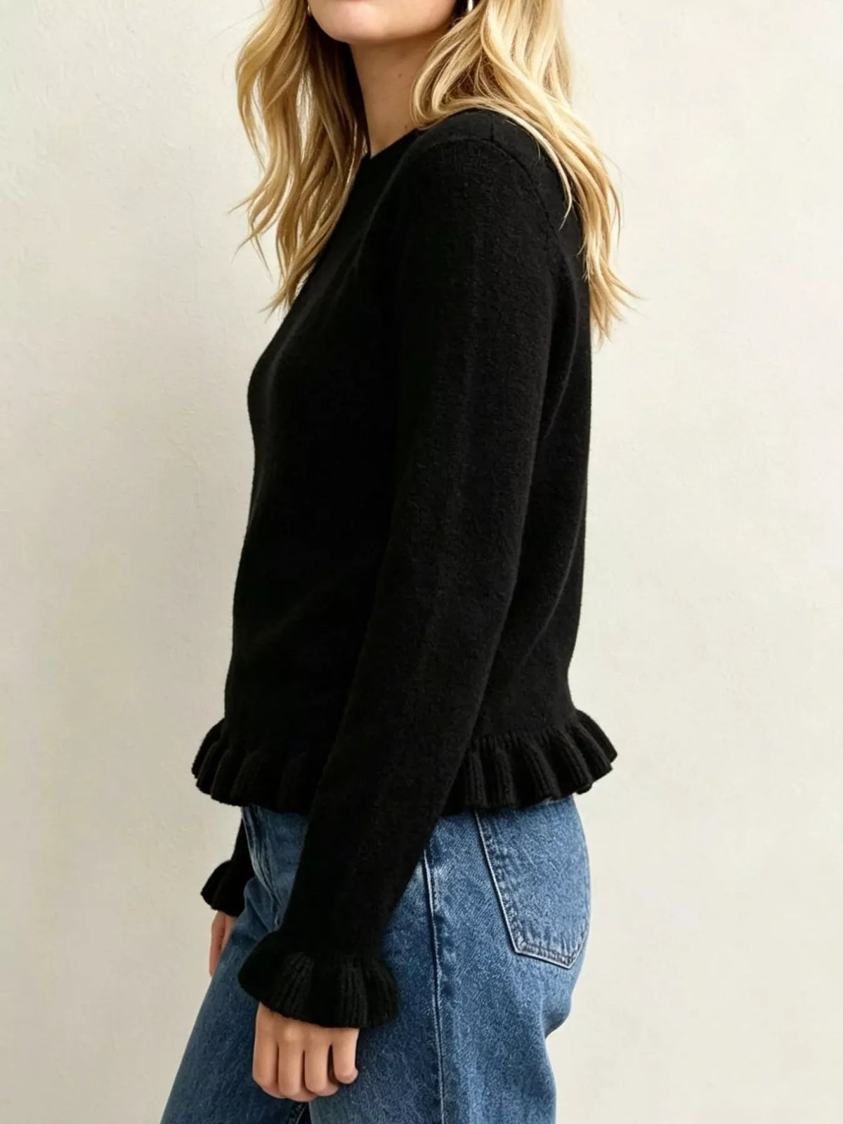 Ruffle-trimmed Crew Neck Sweater (9)