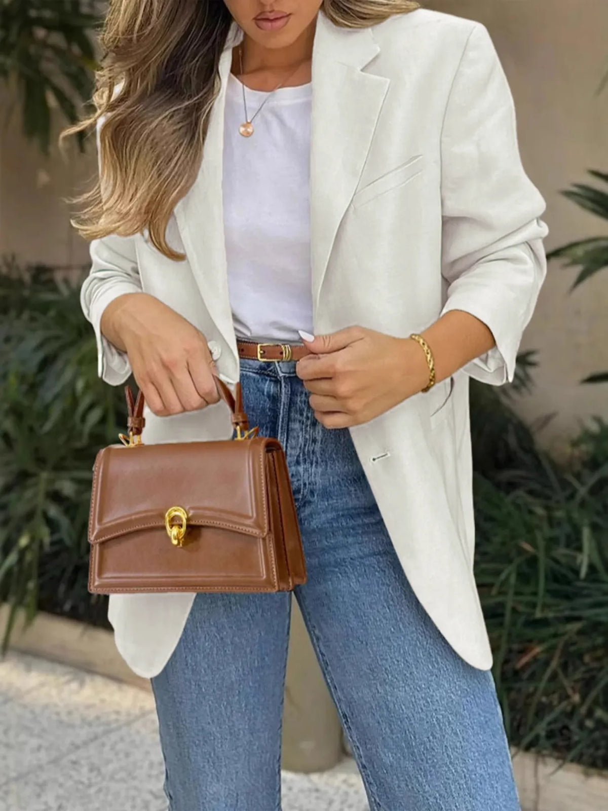Pocketed Lapel Collar Long Sleeve Blazer (4)