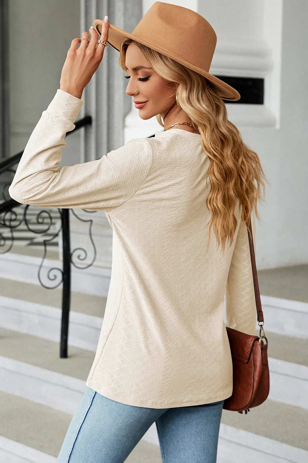 Notched Long Sleeve T-shirt (21)
