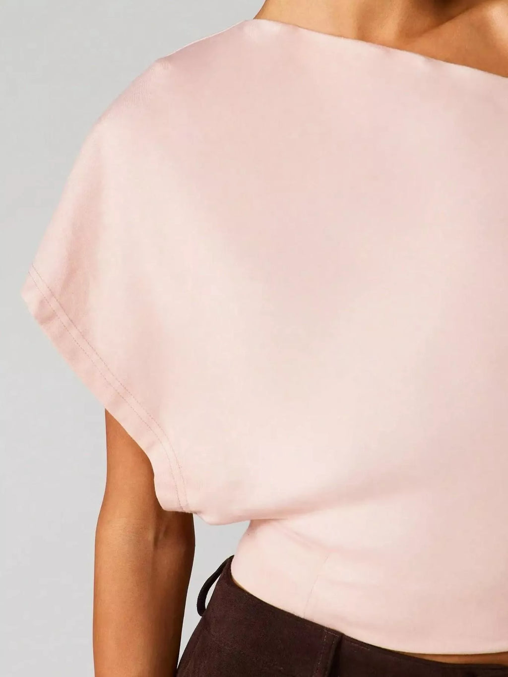 One Shoulder Crop T-shirt (8)