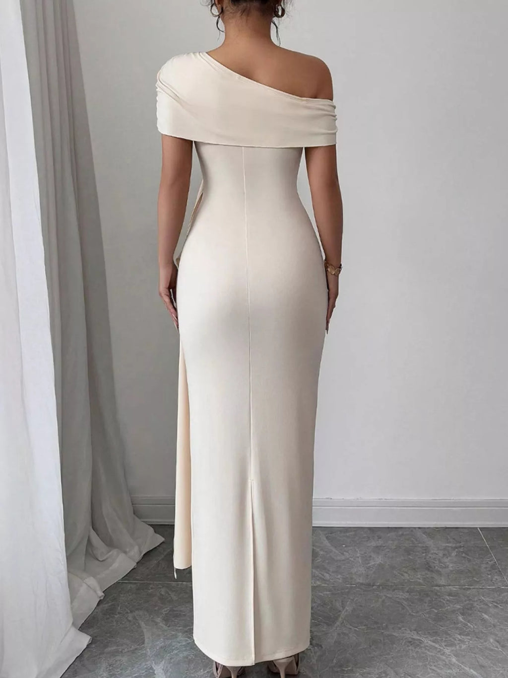 One-shoulder Ruched Maxi Dress (2)