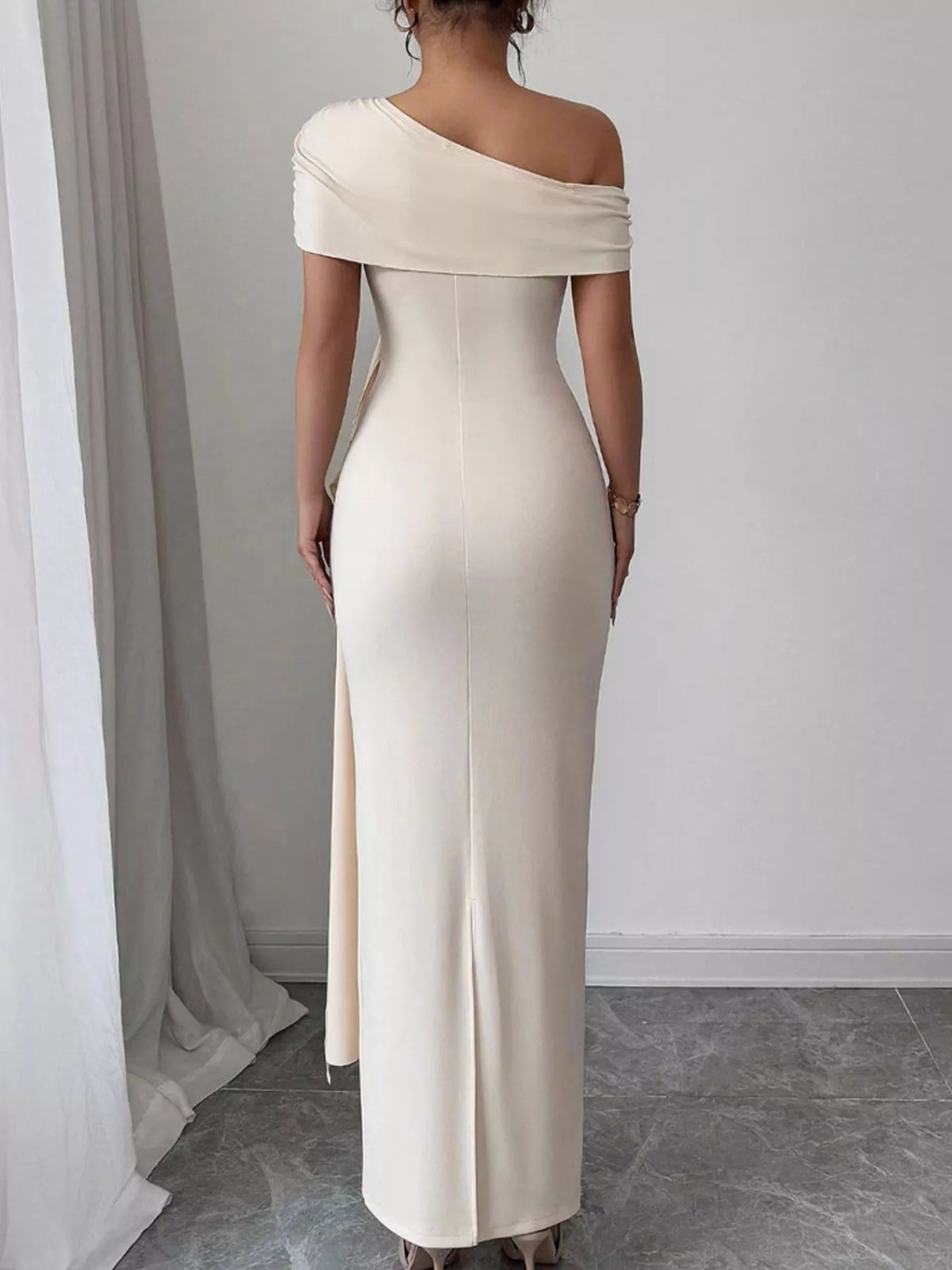 One-shoulder Ruched Maxi Dress (2)