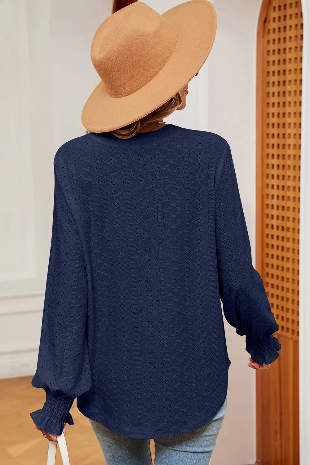 Eyelet Notched Long Sleeve T-shirt (9)