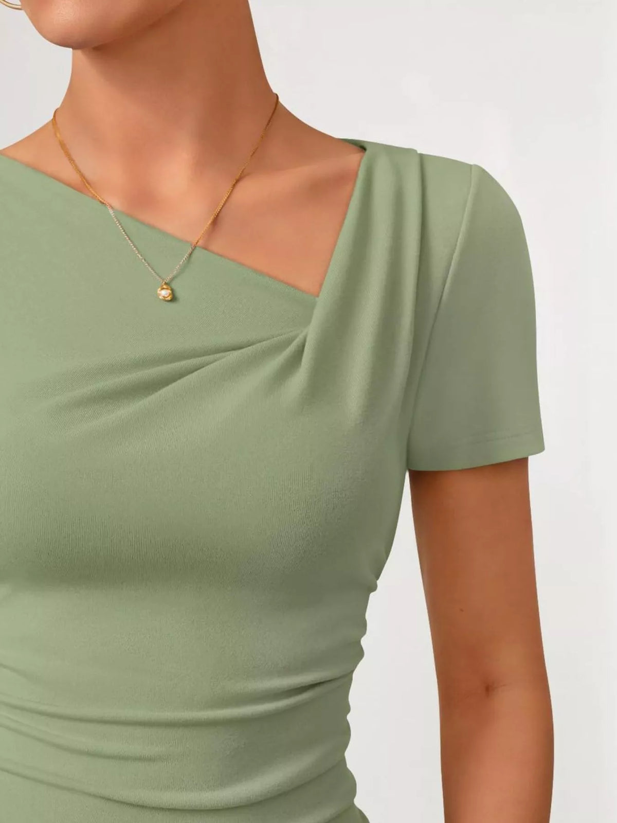 Asymmetrical Neckline Fitted T-shirt (22)