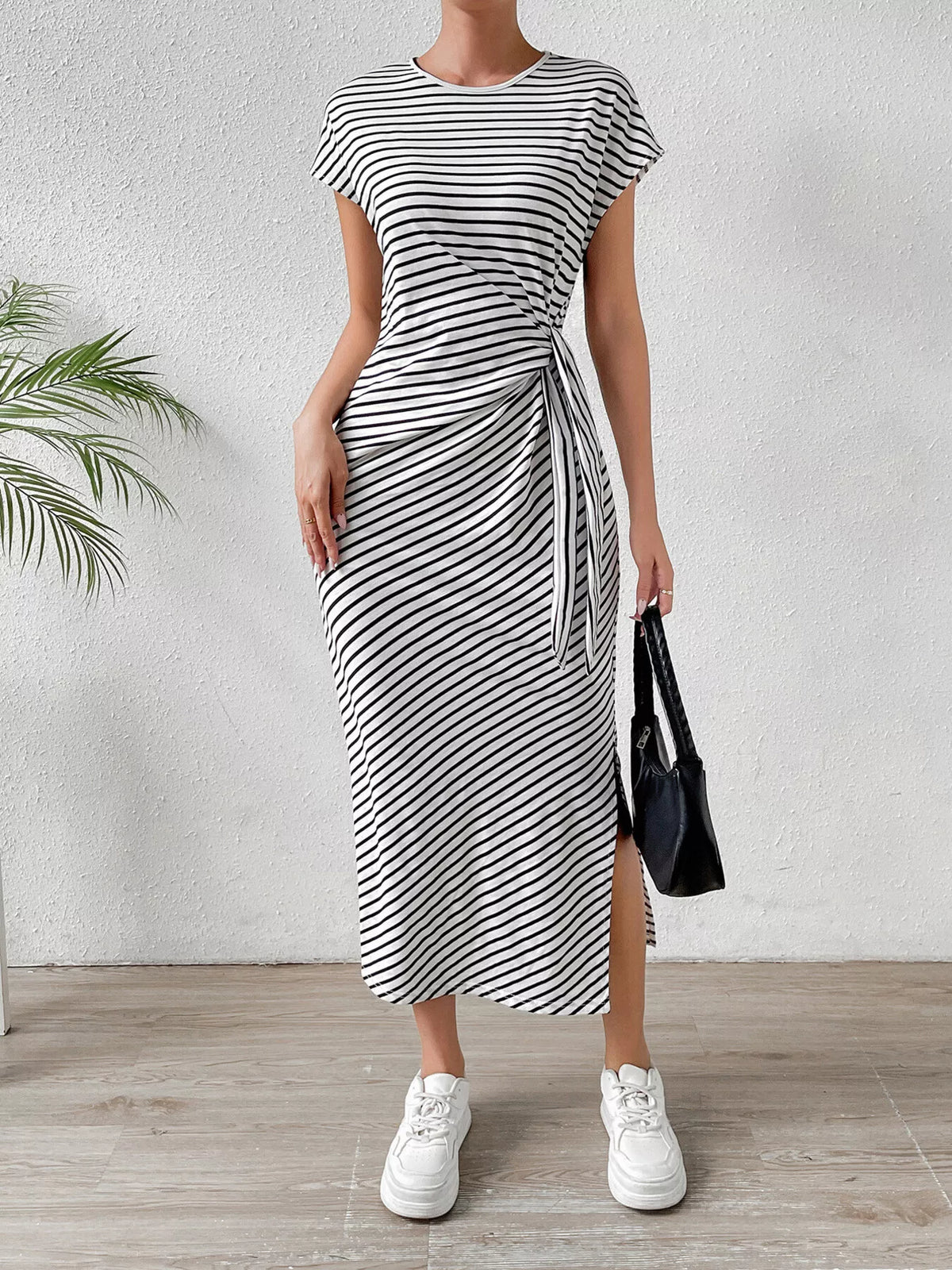 Striped Tie-waist Midi Dress (4)