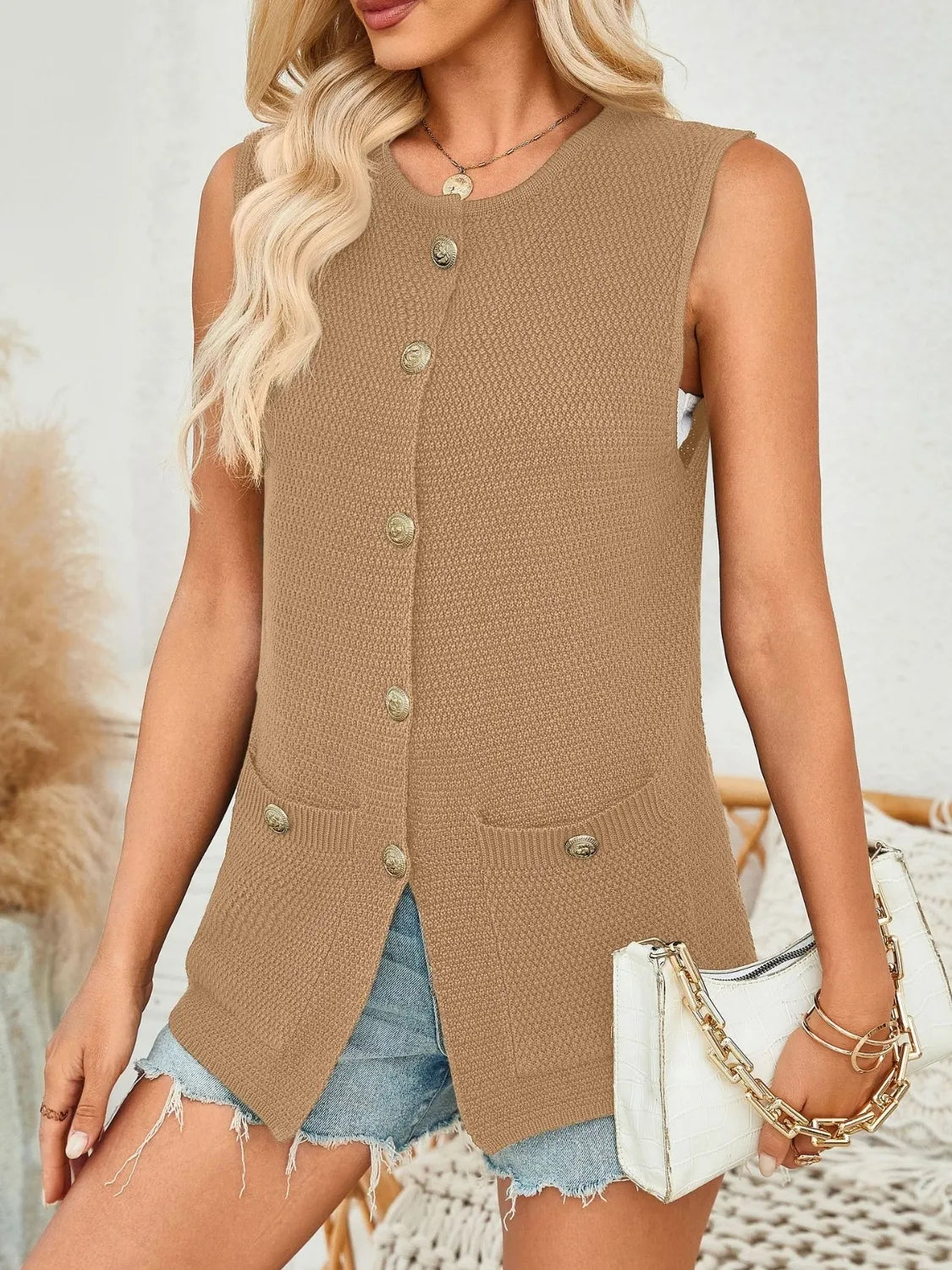 Button Down Round Neck Knit Vest (9)