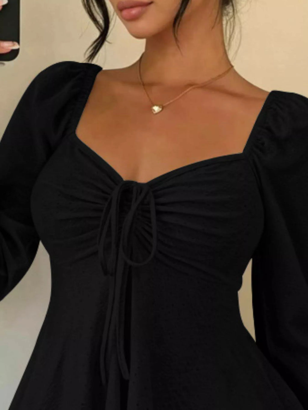 Ruched Sweetheart Neck Long Sleeve Top (5)