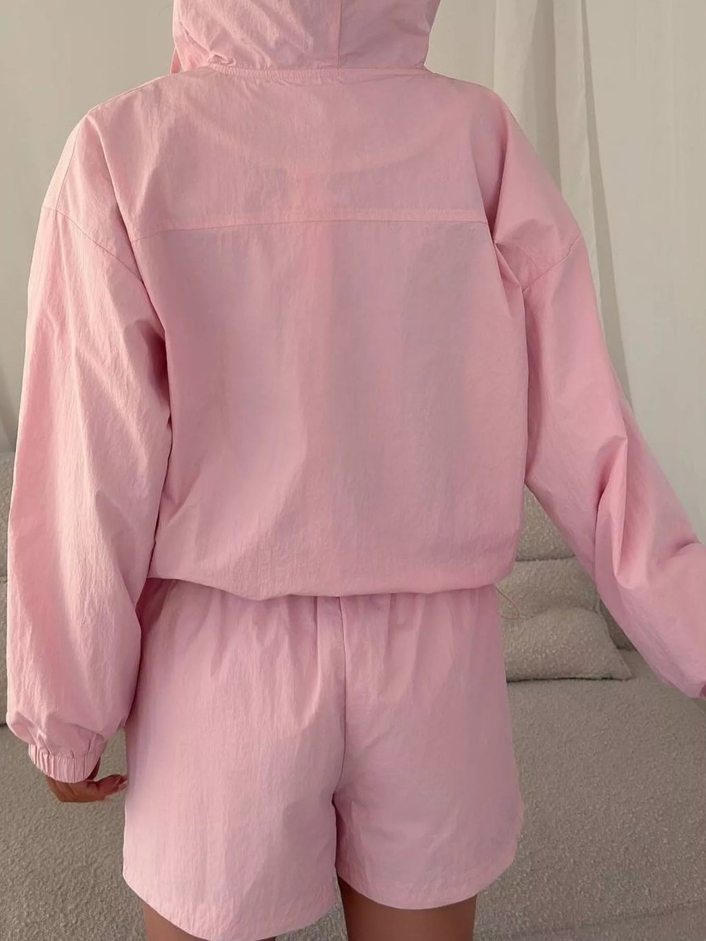 Lightweight Hooded Jacket Shorts Set (11)