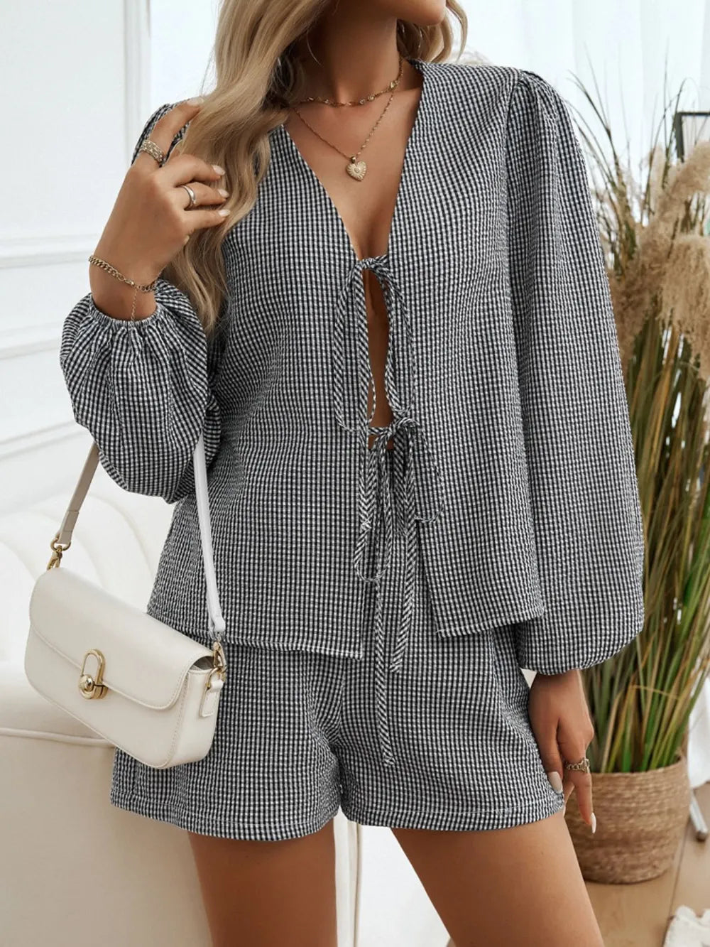 Tied Long Sleeve Top Shorts Set (6)