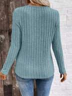 Ribbed V-neck Long Sleeve T-shirt (10)