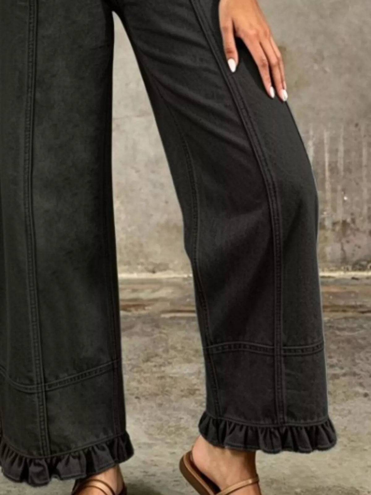 Full Size High-waisted Wide-leg Ruffle Hem Jeans Plus (9)