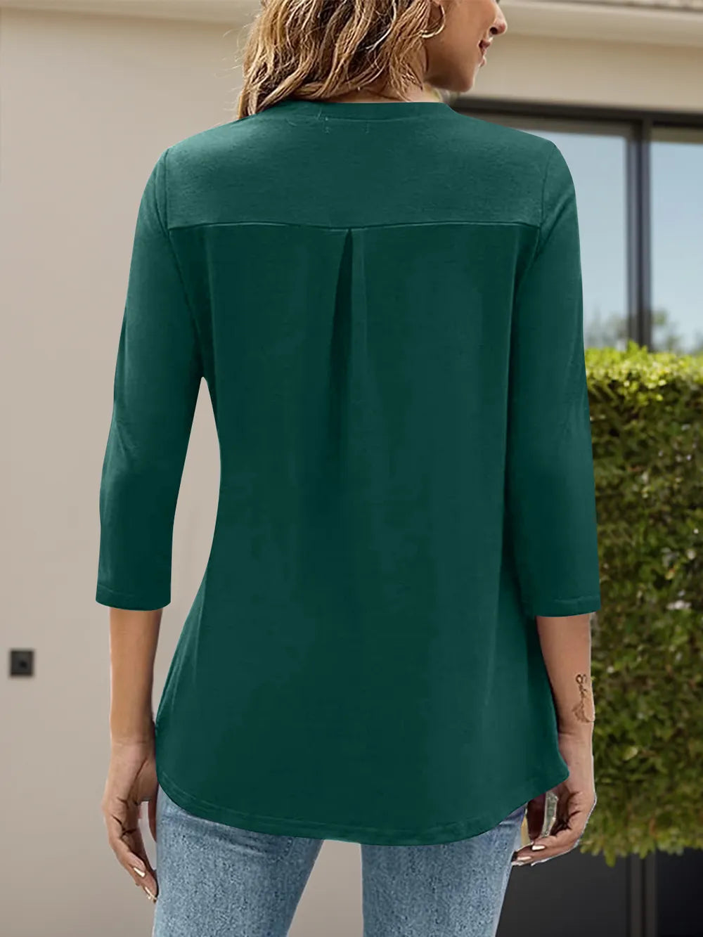 Notched Three-quarter Sleeve T-shirt (14)