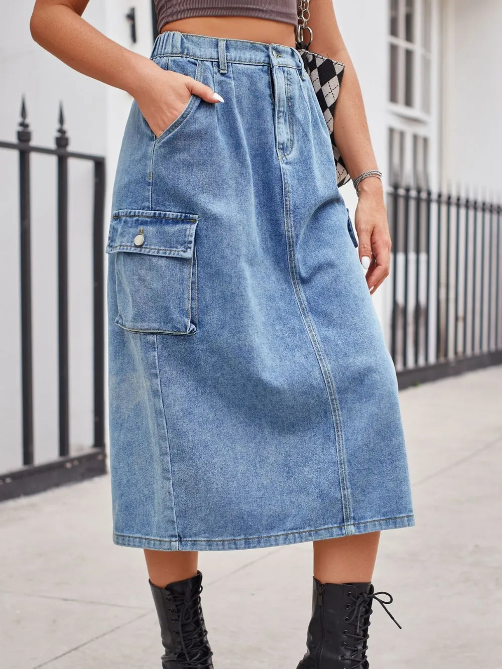 Slit Buttoned Denim Skirt Pockets (4)