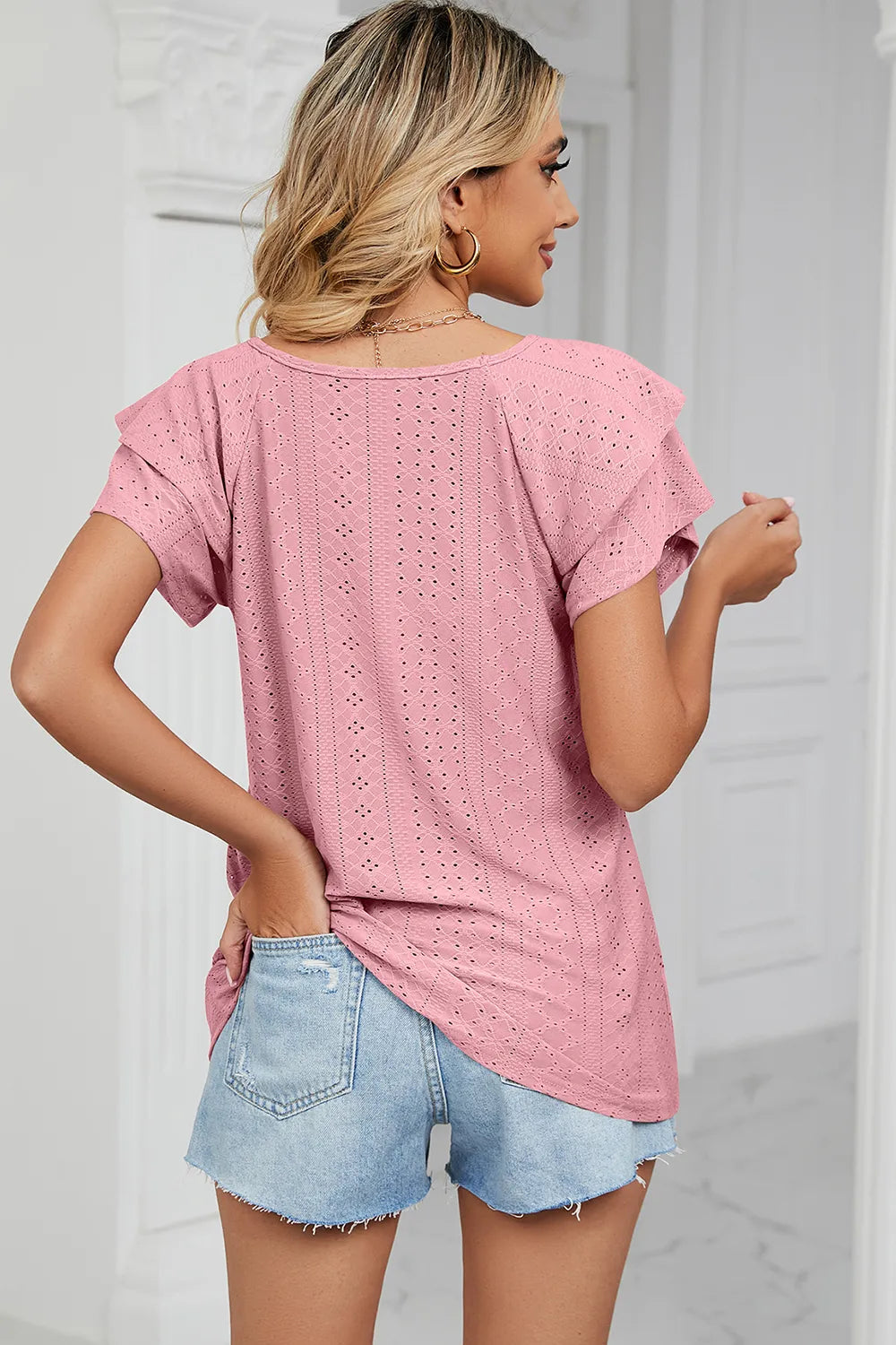 Eyelet V-neck Short Sleeve T-shirt (9)