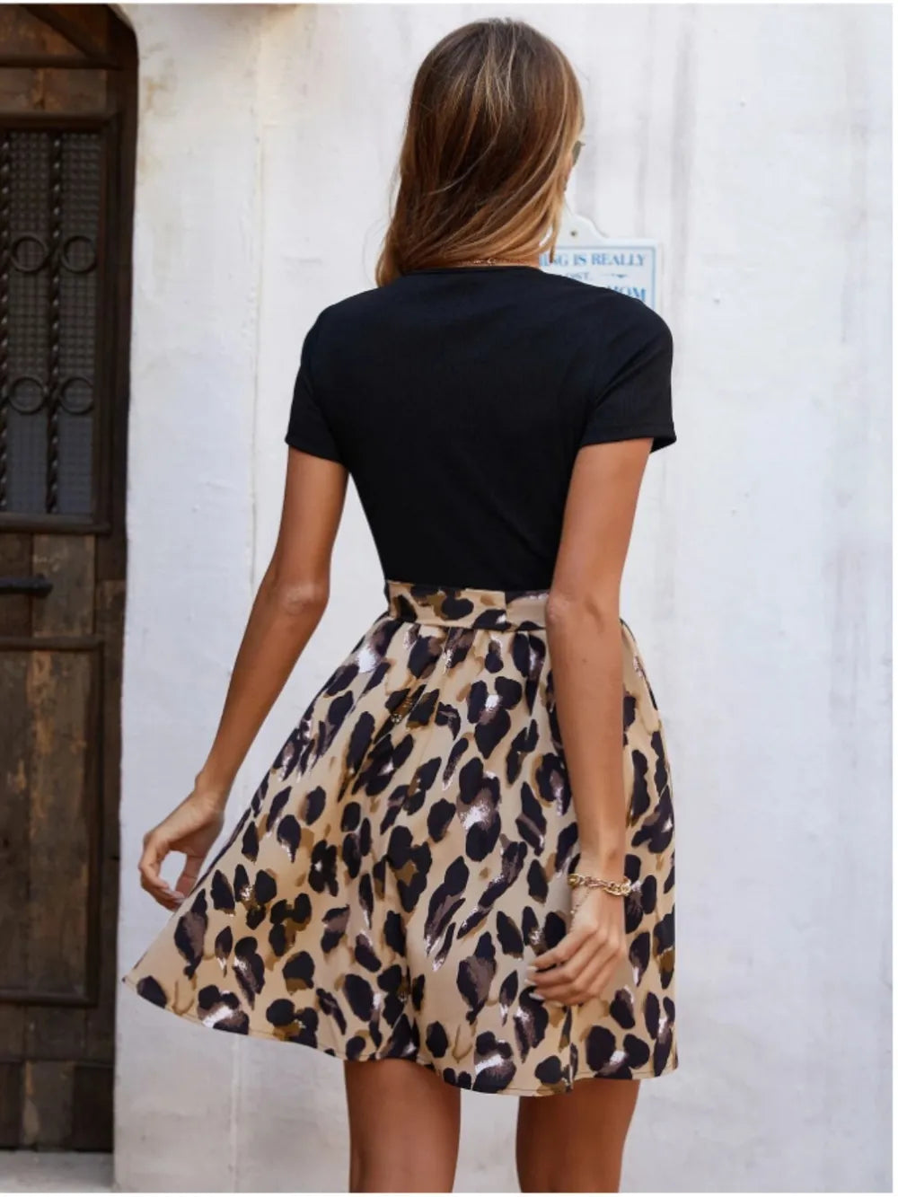 Tied Front Contrast Leopard Short Sleeve Mini Dress (2)