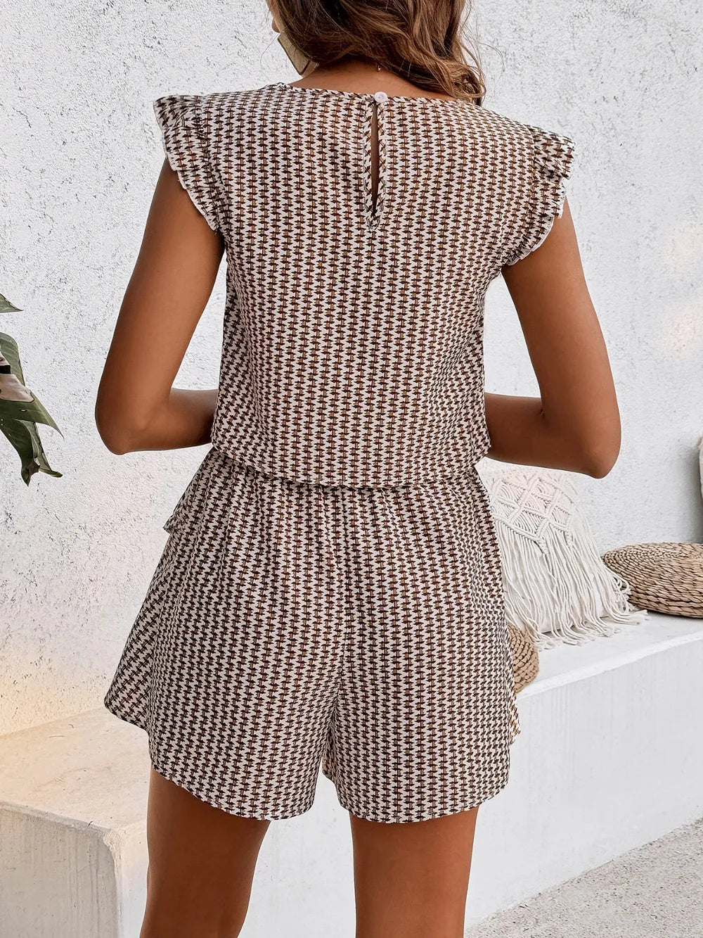 Printed Round Neck Top Layered Shorts Set (3)