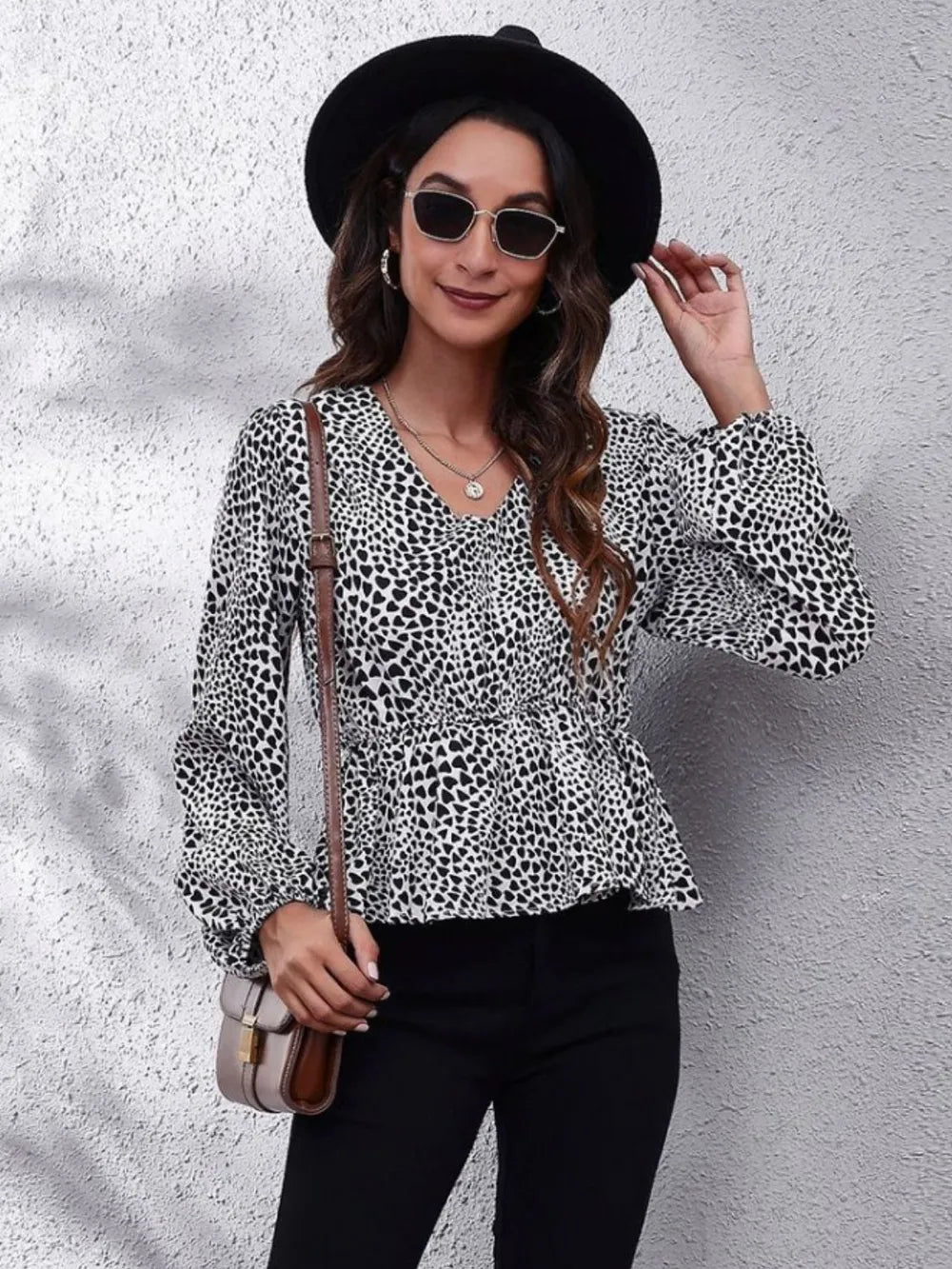 Ruched Printed V-neck Long Sleeve Blouse (34)